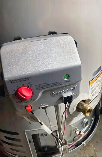 https://belmonthotwater.com.au/uploads/2025/06/hot-water-39728.jpg