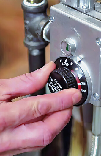 https://belmonthotwater.com.au/uploads/2025/06/hot-water-installs-57724.jpg
