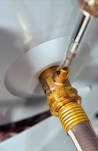 https://belmonthotwater.com.au/uploads/2025/06/hot-water-servicing-24274.jpg