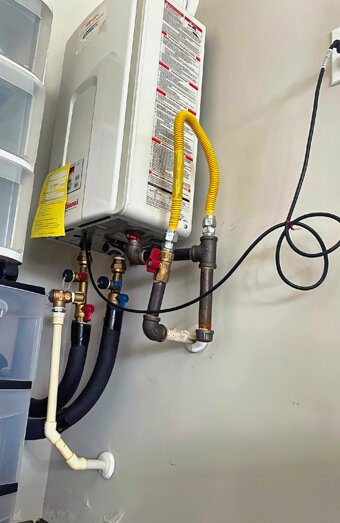 https://belmonthotwater.com.au/uploads/2025/06/instant-hot-water-systems-65049.jpg