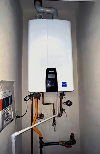 https://belmonthotwater.com.au/uploads/2025/06/thermostatic-water-systems-37047.jpg